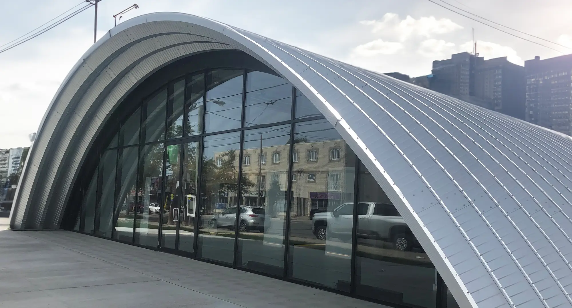 Estilo Arco vs Pared Recta